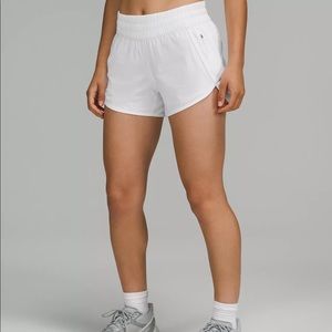 Lululemon White Shorts Tracker Low-Rise Lined Short 4"